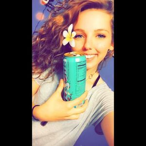 Meet your Posher, Brandi